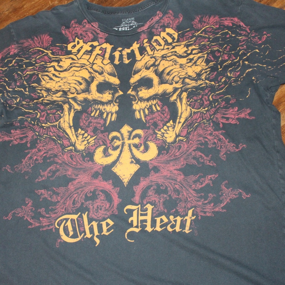 Affliction Men's t Shirt XL Black Pink Yellow